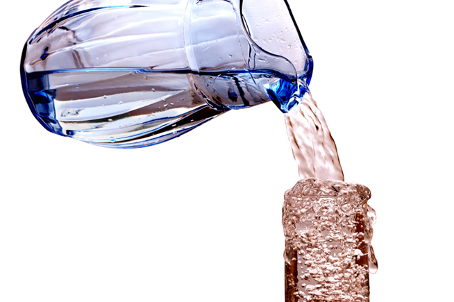 Read more about the article Should I drink water before and after acupuncture therapy?